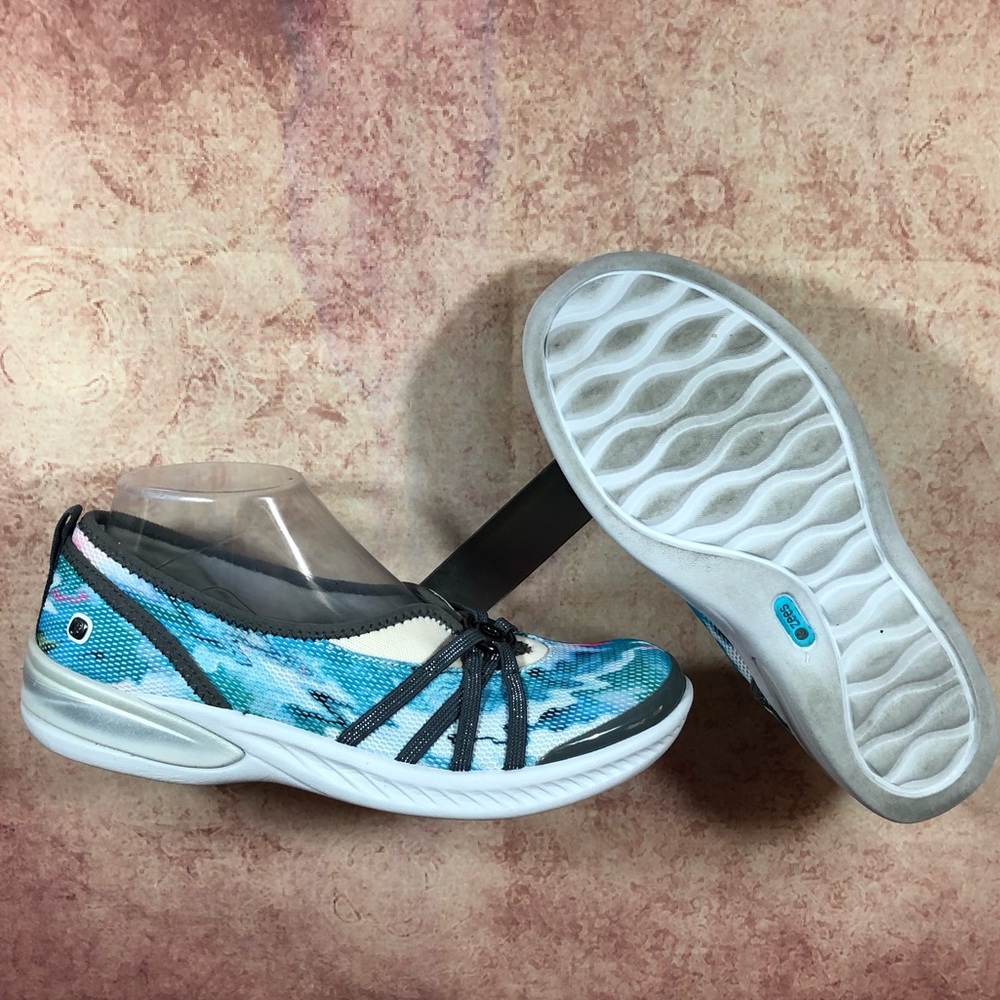 BZEES Womens Niche Blue Impression Flats s244